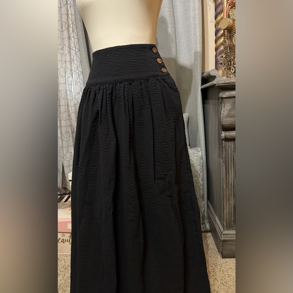 Gorgeous Full Length Free People Black Skirt